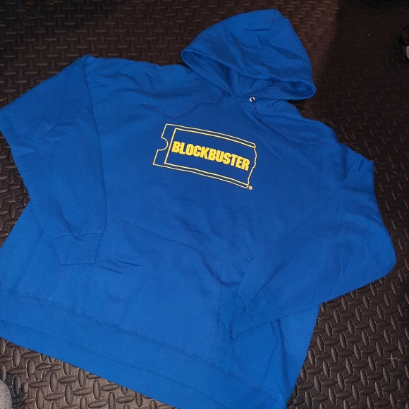 BLOCKBUSTER VIDEO HOODIE - Picture 2 of 11